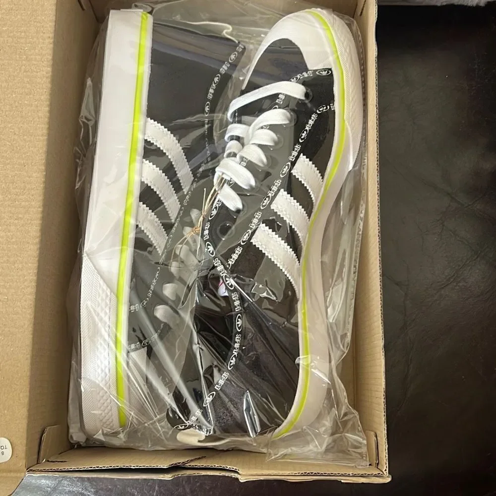 adidas men canvas